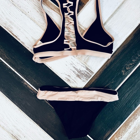 L*Space Bikini Set - Picture 3 of 4